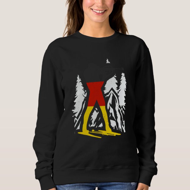 Biathlon Germany winter biathlete skier mountain   T Shirt (Framsida)