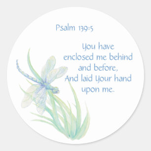 Bibelskript, versalt Psalm 139:5 Dragonfly Runt Klistermärke