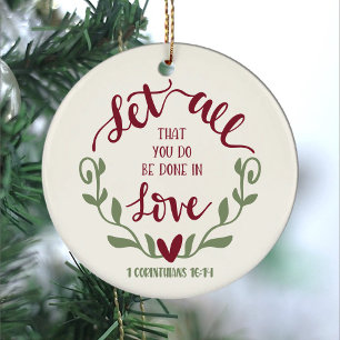 Bibelverse låter allt du gör 1 korinthians julgransprydnad keramik