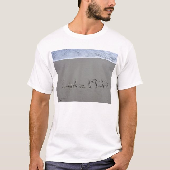 Bible Beach Art T-shirt - Luke 19:10 (Framsida)