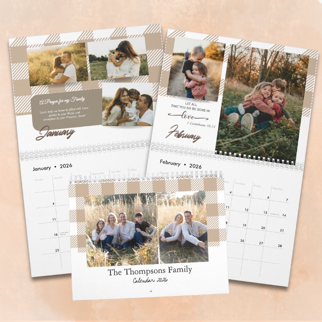 Bible Verse Beige Buffalo Plaid Family Photo Kalender (Skapare uppladdad)