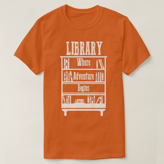 Bibliotek Bokar där Äventyr börjar T Shirt (Design framsida)