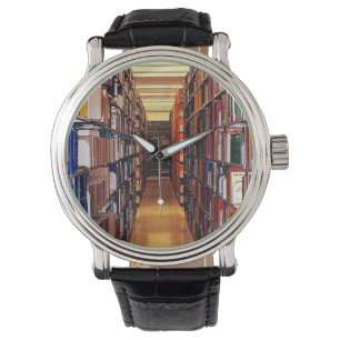 Bibliotek bordlägger armbandsur