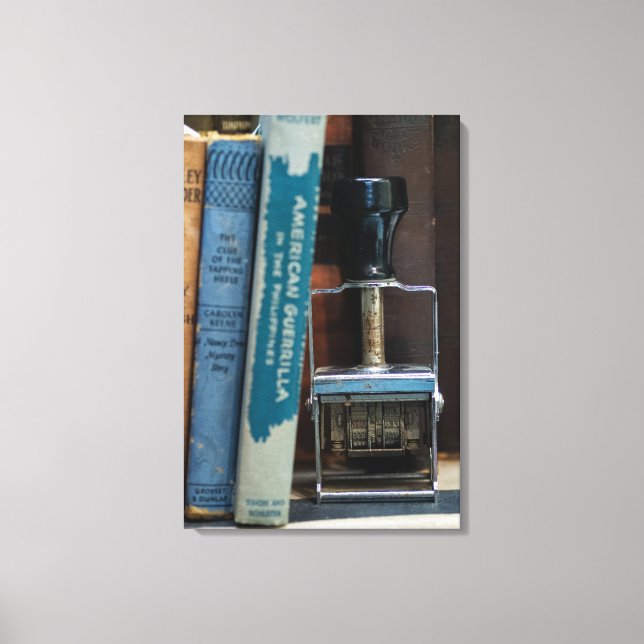 Bibliotek Datum Frimärke Canvastryck (Framsida)