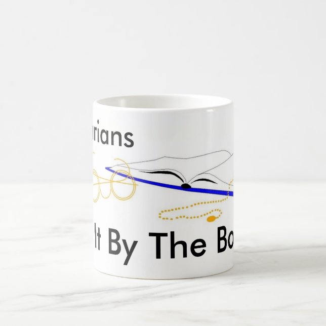 Bibliotekarier gör det vid bokarna kaffemugg (Center)