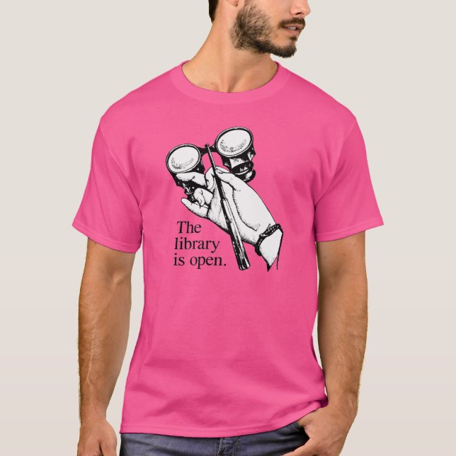 Biblioteket är öppet t shirt (Framsida)