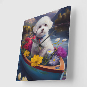 Bichon Frise på en paddel: Ett naturskönt äventyr Fyrkantig Klocka