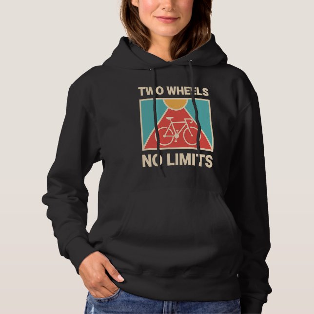 Bicycle Cyclist Two Wheels No Limits T Shirt (Framsida)