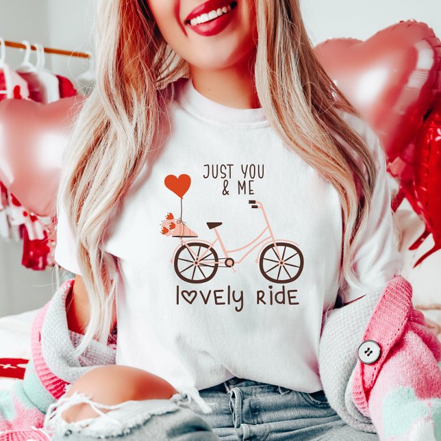 Bicycle Ride Kärlek T Shirt (Skapare uppladdad)