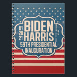 Biden Harris 59:e invigningsminnesdagen Anteckningsbok<br><div class="desc">Fira den 59:e presidentinvigningen i Amerika. Joe Biden och Kamala Harris kommer att binda samman knuten med vår land den 21 januari 2021 vid Vita huset i Washington, D.C. beställ den här coolan minnesanteckningsboken för er invigning av boll och alla era demokratiska party-evenemang. Snygg patriotisk amerikansk flagga i rött, vitt...</div>