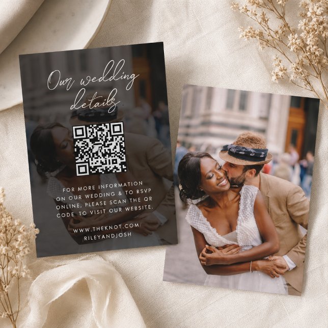 Bifogad kort | Bröllopswebbplats QR-kod Infoga (Personalized wedding website enclosure card with QR code for RSVP, details, and registry links.)