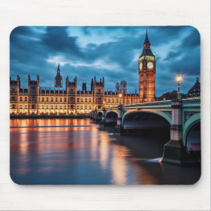 Big Ben, London. Musmatta