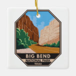 Big Bend National Park Rio Grande Vintage Julgransprydnad Keramik<br><div class="desc">Stor böjningsvektordesign för vintage. Big Bend National Park ligger i sydvästra Texas och omfattar hela Chisos bergsområde och ett stort vattendjup i Chihuahuan Desert.</div>