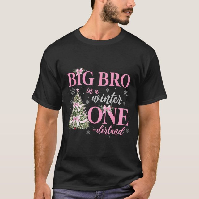 Big Bro In A Winter Onederland Birthday Girl Chris T Shirt (Framsida)