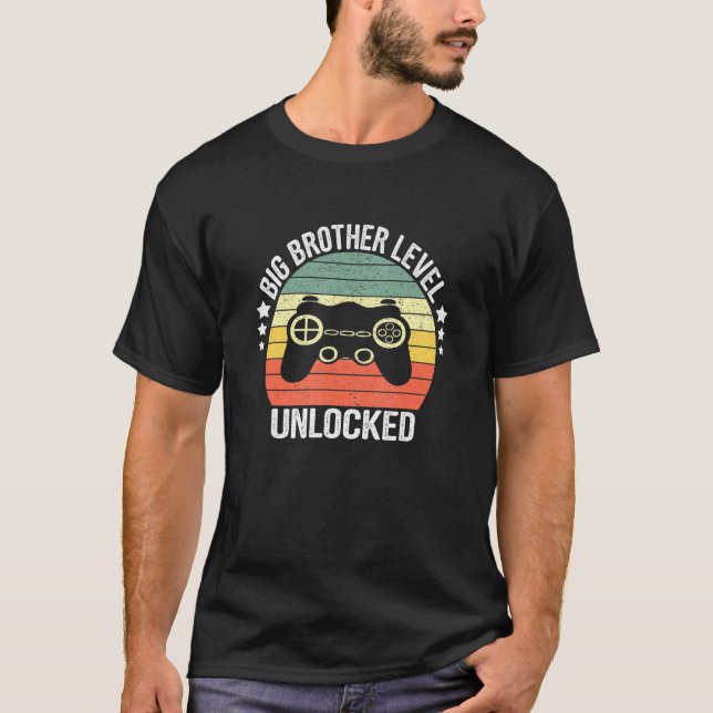 Big Brother Level Unlock - Big Brother Announcem T Shirt (Framsida)