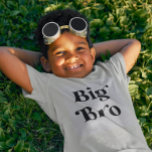 Big Brother-meddelande T-Shirt<br><div class="desc">Cute shirt för en pojke som är på väg att få en yngre syskon! Den söta texten säger "stor bro".</div>