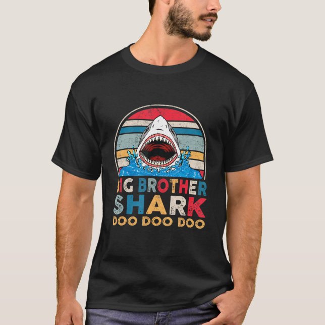 Big Brother Shark Doo Doo Doo Tee Perfekt Far (Framsida)