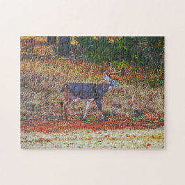 Big Buck Hjort Walking in a Meadow Art Puzzle Pussel