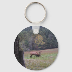 Big Bull Elk i höstgräset lila Nyckelring