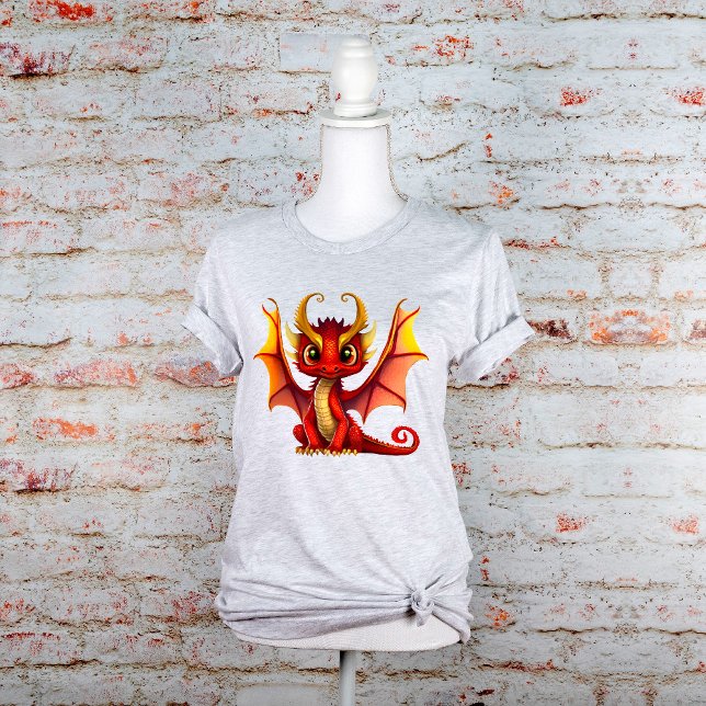 Big Eye Red Baby Dragon with Horns Graphic T Shirt (Skapare uppladdad)