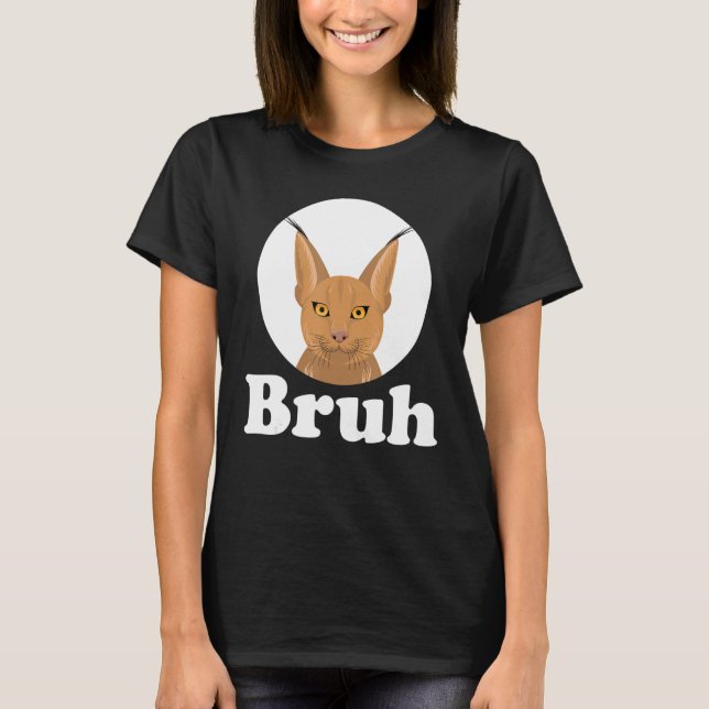 Big Floppa Caracal Cat Meme Bruh T Shirt (Framsida)