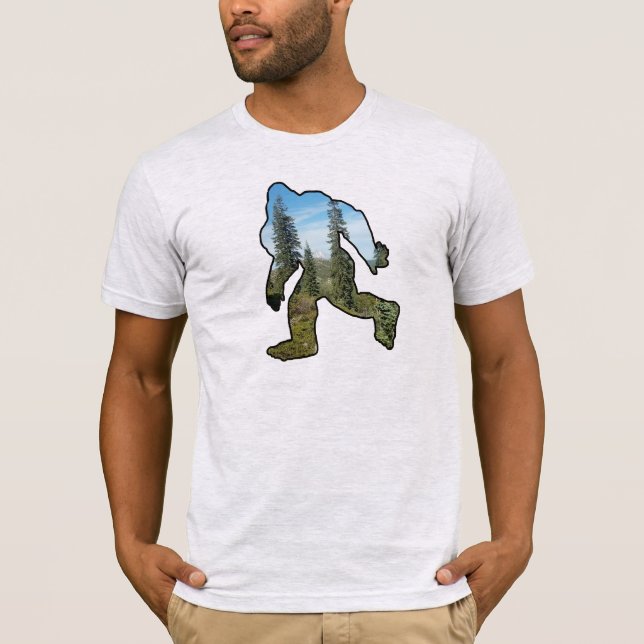 Big Foot med Mount Shasta T Shirt (Framsida)