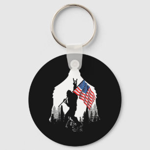 Big Foot Shirt - Bigfoot Sasquatch American Flagga Nyckelring