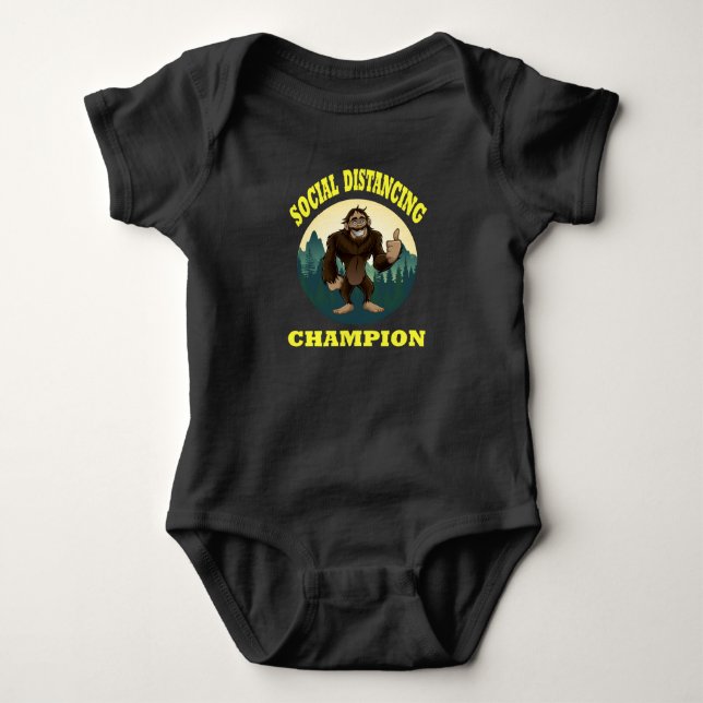 Big Foot Social Avstånd roligt T Shirt (Framsida)