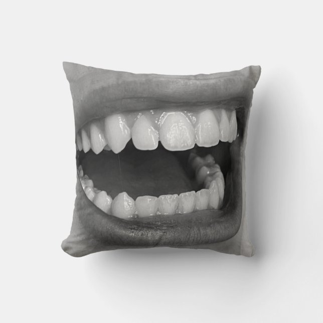 Big Mouth Square Throw Pillow  Kudde (Framsida)