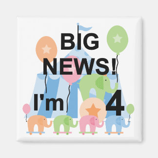 Big News Circus 4e födelsedagen T-tröjor och prese Magnet