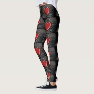 Big Red Hearts på Black Leggings