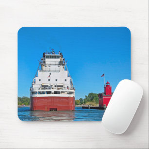 Big Red Lighthouse och en Freighter Musmatta