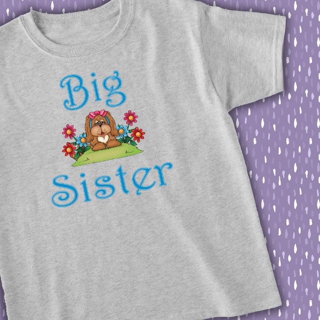 Big Sister Brown Cute Fluffy Puppy Hund Flowers Tee Shirt (Skapare uppladdad)