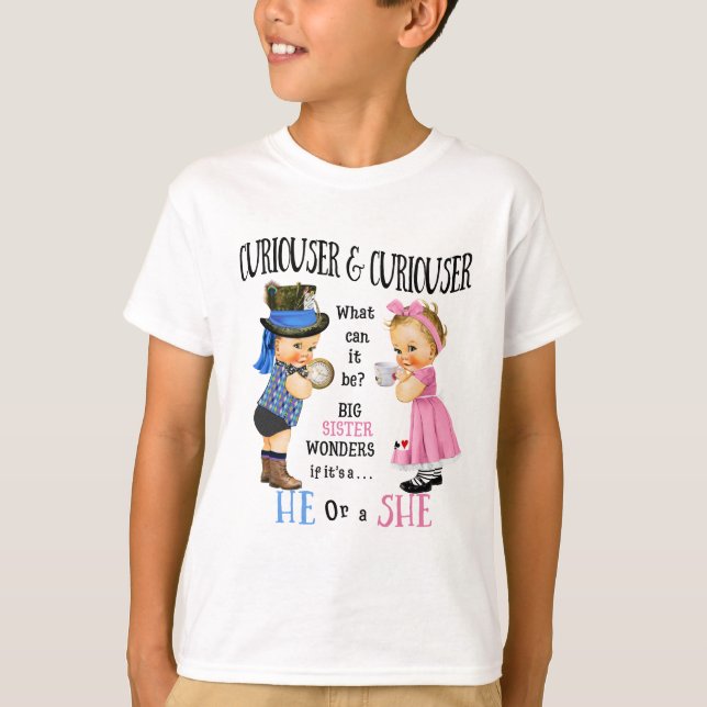 Big Sister "Curiouser" T Shirt (Framsida)