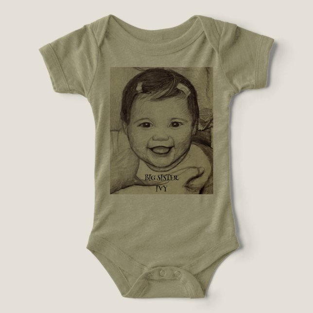 BIG SISTER IVY BABY OUTFIT T SHIRT (Design Framsida)