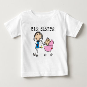 Big Sister med små T-shirts och presenter