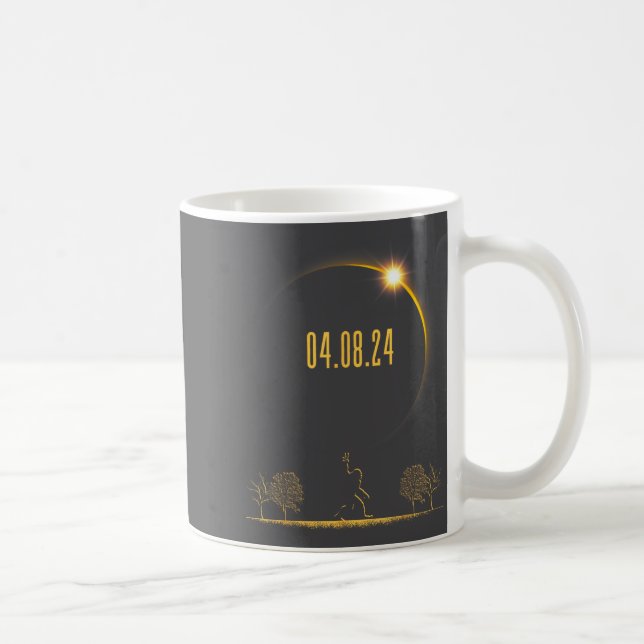 Bigfoot 04.08.24 Total solförmörkelse 2024  Kaffemugg (Höger)