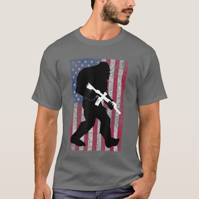 Bigfoot 2:a ändringen Höger till Bear Arm Gift T Shirt (Framsida)