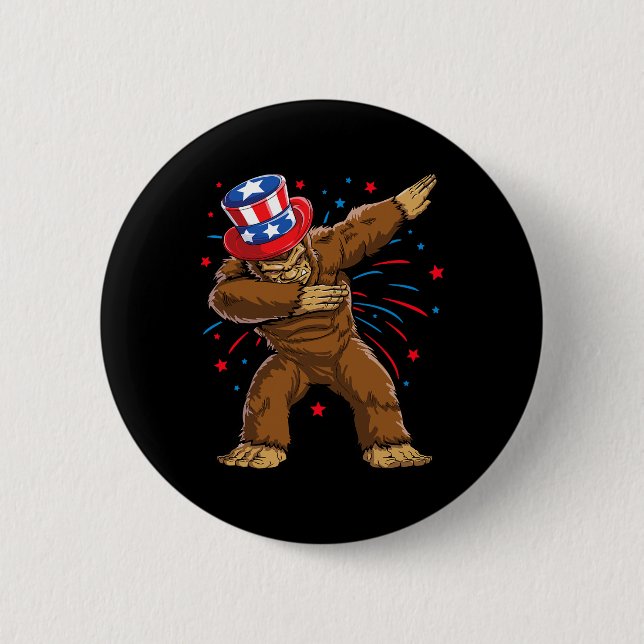 Bigfoot 4:e Juli Tröjor Sasquatch Amerikansk Flagg Knapp (Framsida)