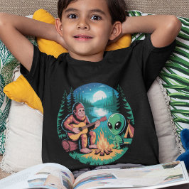 Bigfoot Alien UFO Kryptid Måne Paranormal T Shirt