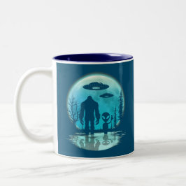 Bigfoot Alien UFO Två-Tonad Mugg