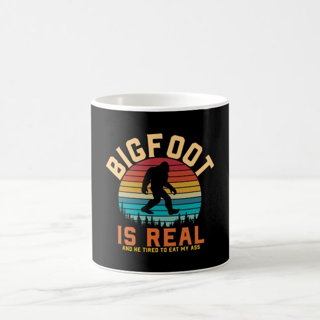 Bigfoot är Real | Bigfoot Retro Design Kaffemugg (Center)