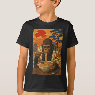 Bigfoot äter japanska Ramen nudlar roliga presente T Shirt