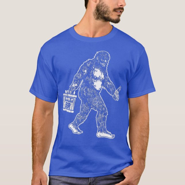 Bigfoot Beer Funny Sasquatch Craft Beer Gift T Shirt (Framsida)