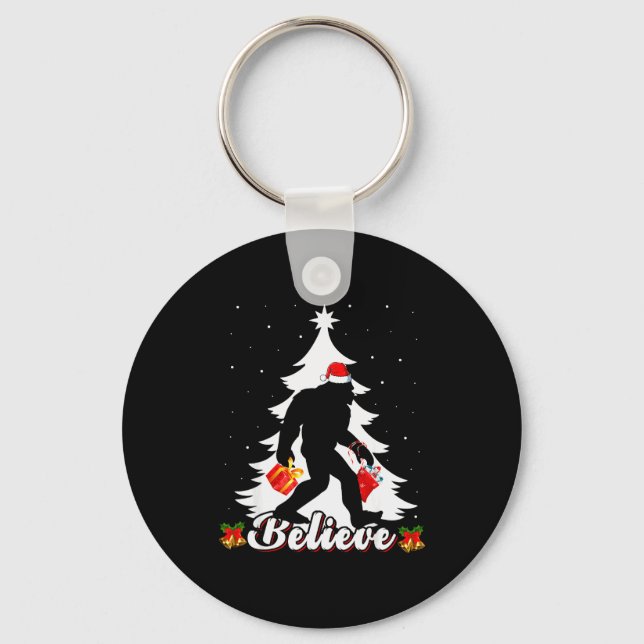 Bigfoot Believe Christmas Tree Funny Santa Sasquat Nyckelring (Framsida)