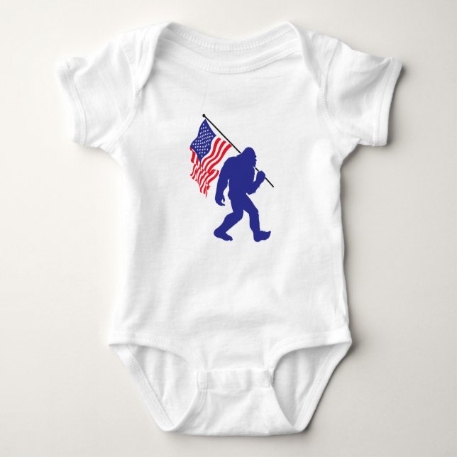 Bigfoot Carriage the American Flagga T Shirt (Framsida)