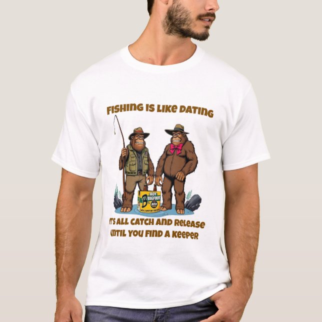 Bigfoot Catching A keeper T Shirt (Framsida)