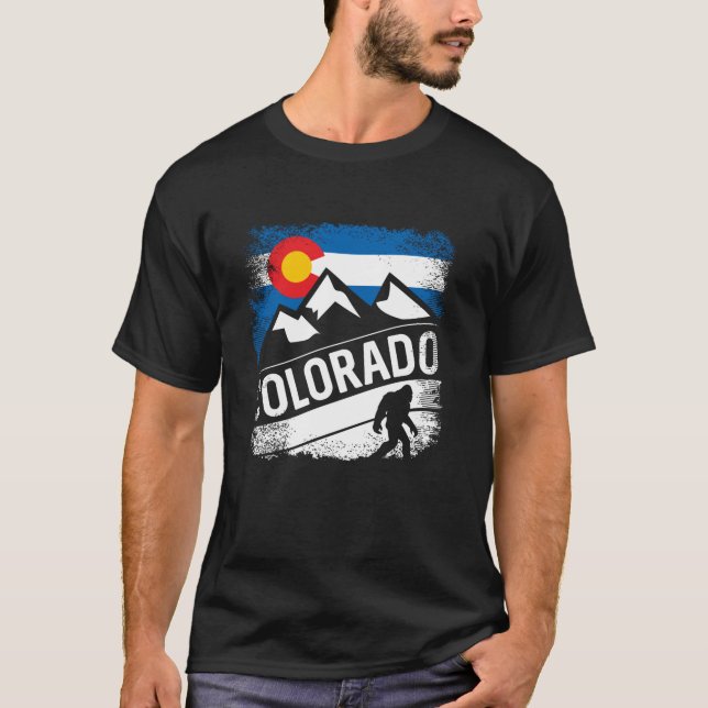 Bigfoot Colorado Trail Mountains T Shirt (Framsida)