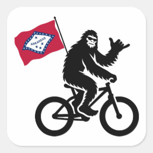Bigfoot Cycling Arkansas Flagga Fyrkantigt Klistermärke