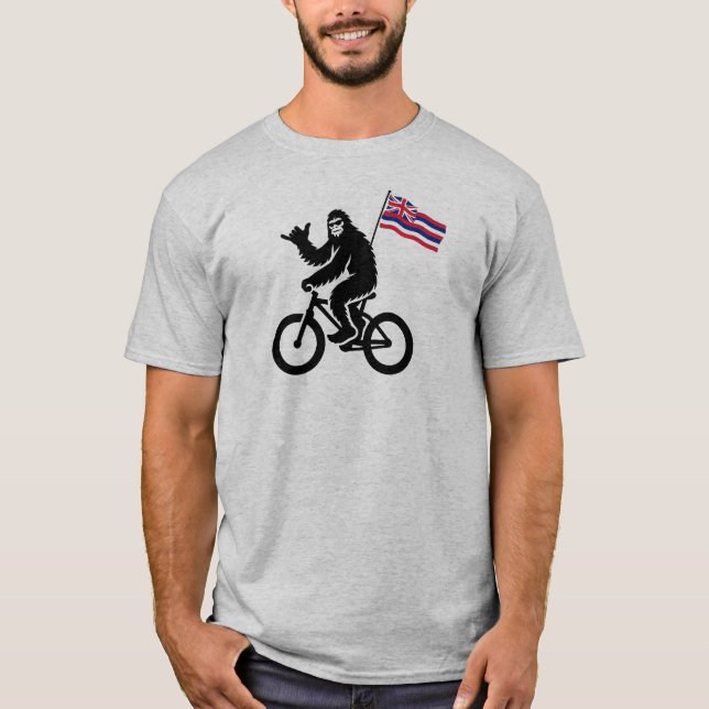 Bigfoot Cykling Hawaii Flagga T Shirt (Framsida)